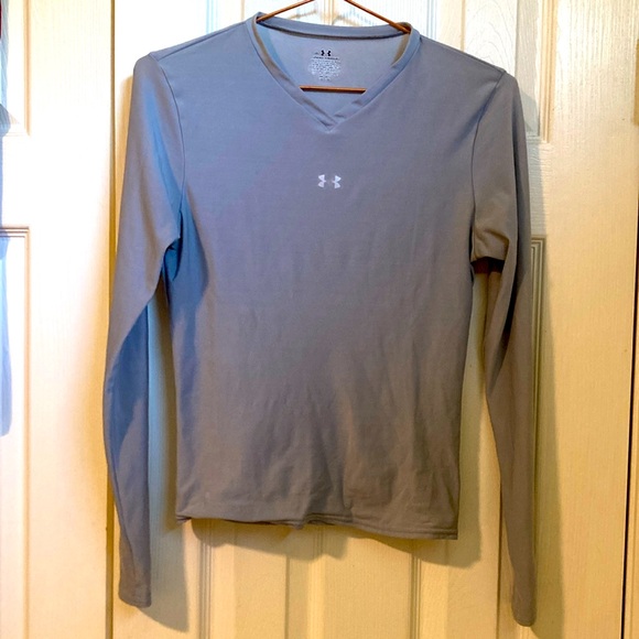 Under Armour Tops - Under Armour shirt